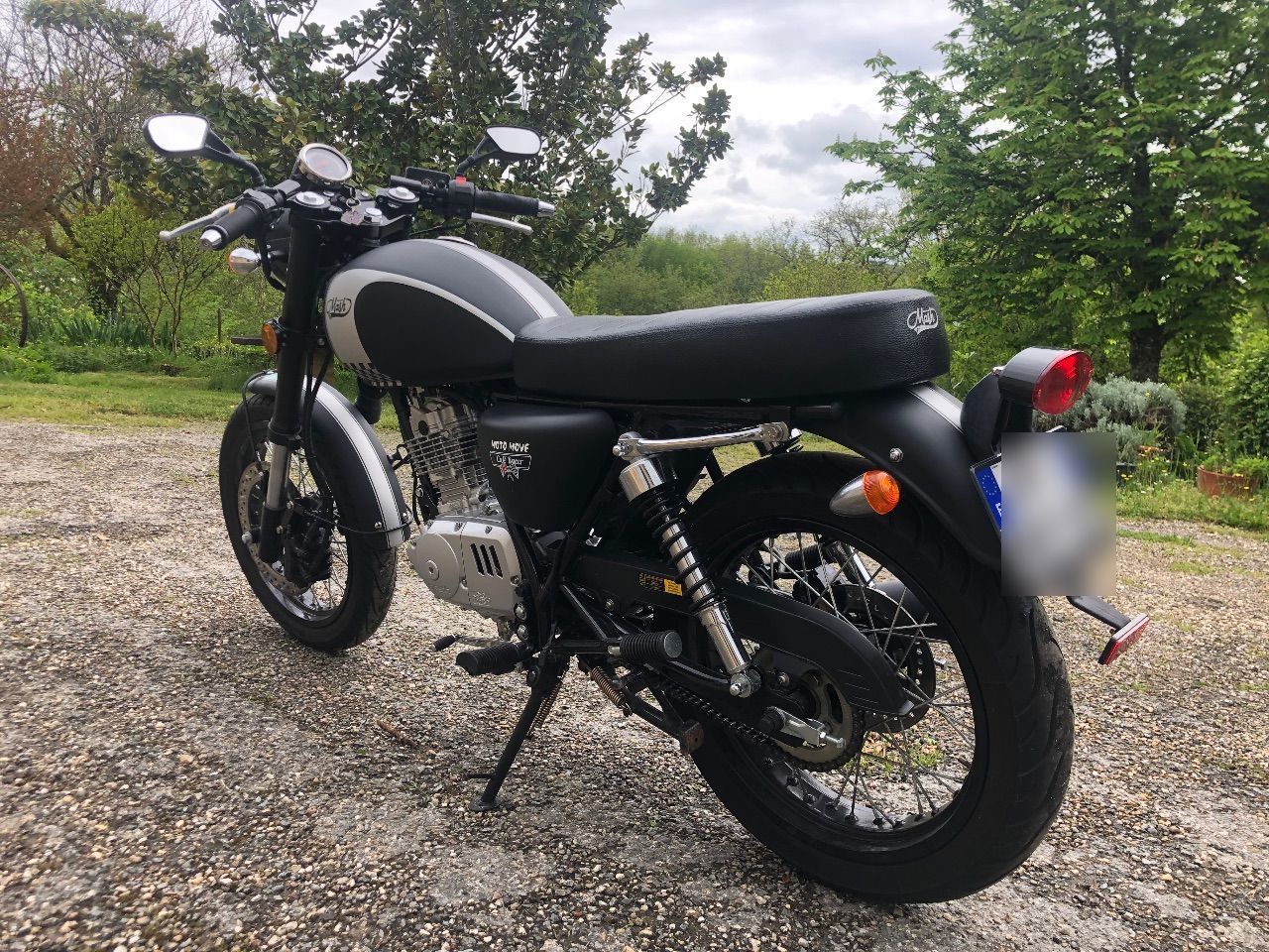 Photo MASH SEVENTY FIVE 125