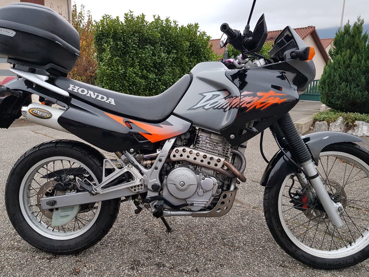 Photo HONDA DOMINATOR 650