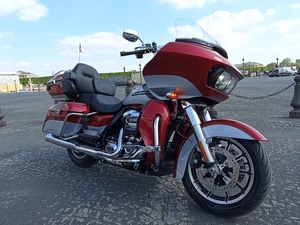 HARLEY DAVIDSON ROAD GLIDE 1868