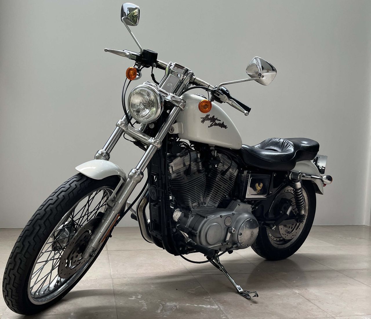 Photo HARLEY DAVIDSON 883