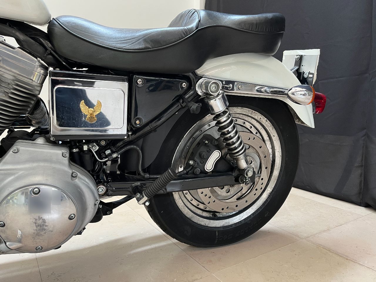 Photo HARLEY DAVIDSON 883