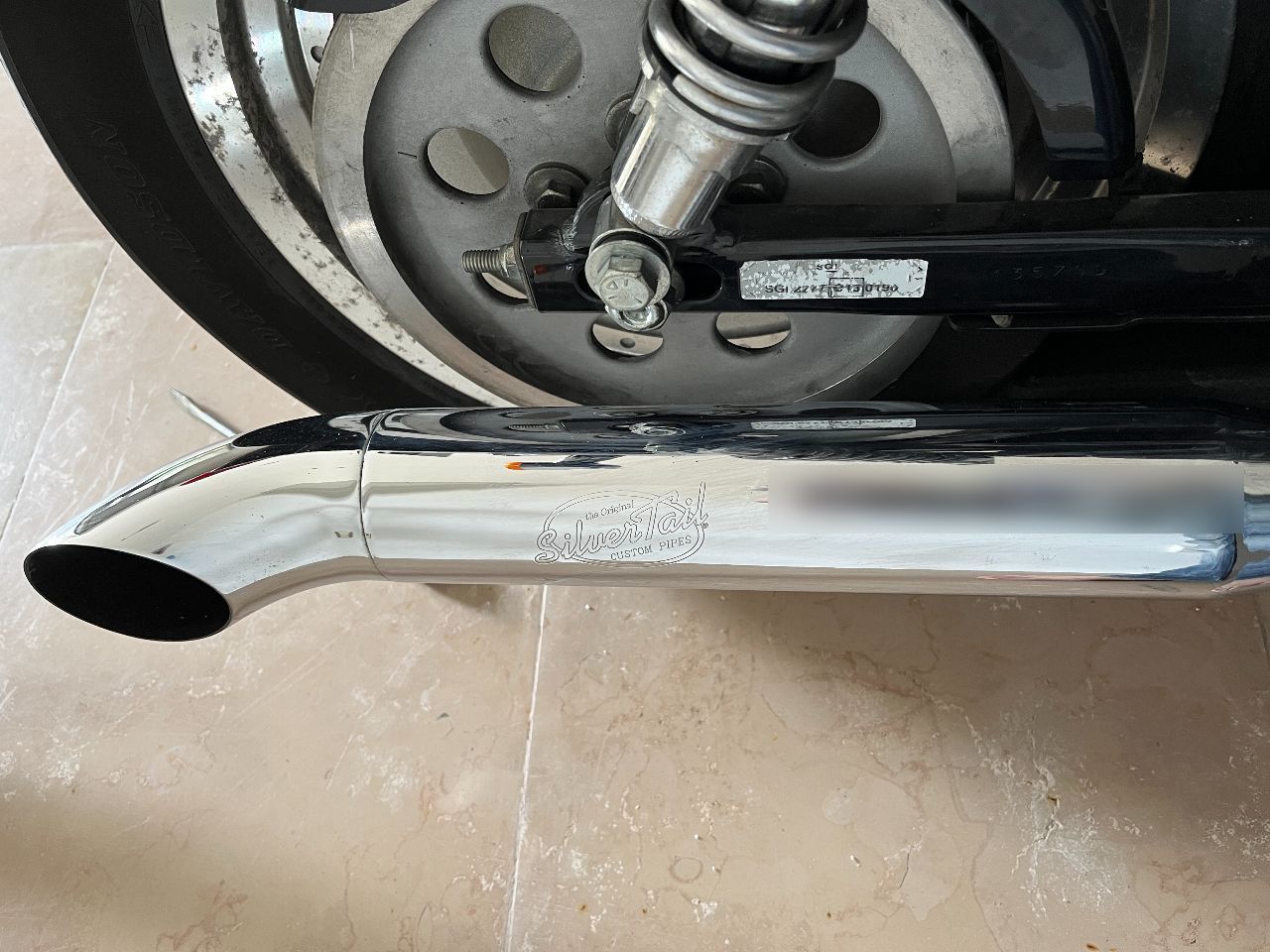 Photo HARLEY DAVIDSON 883