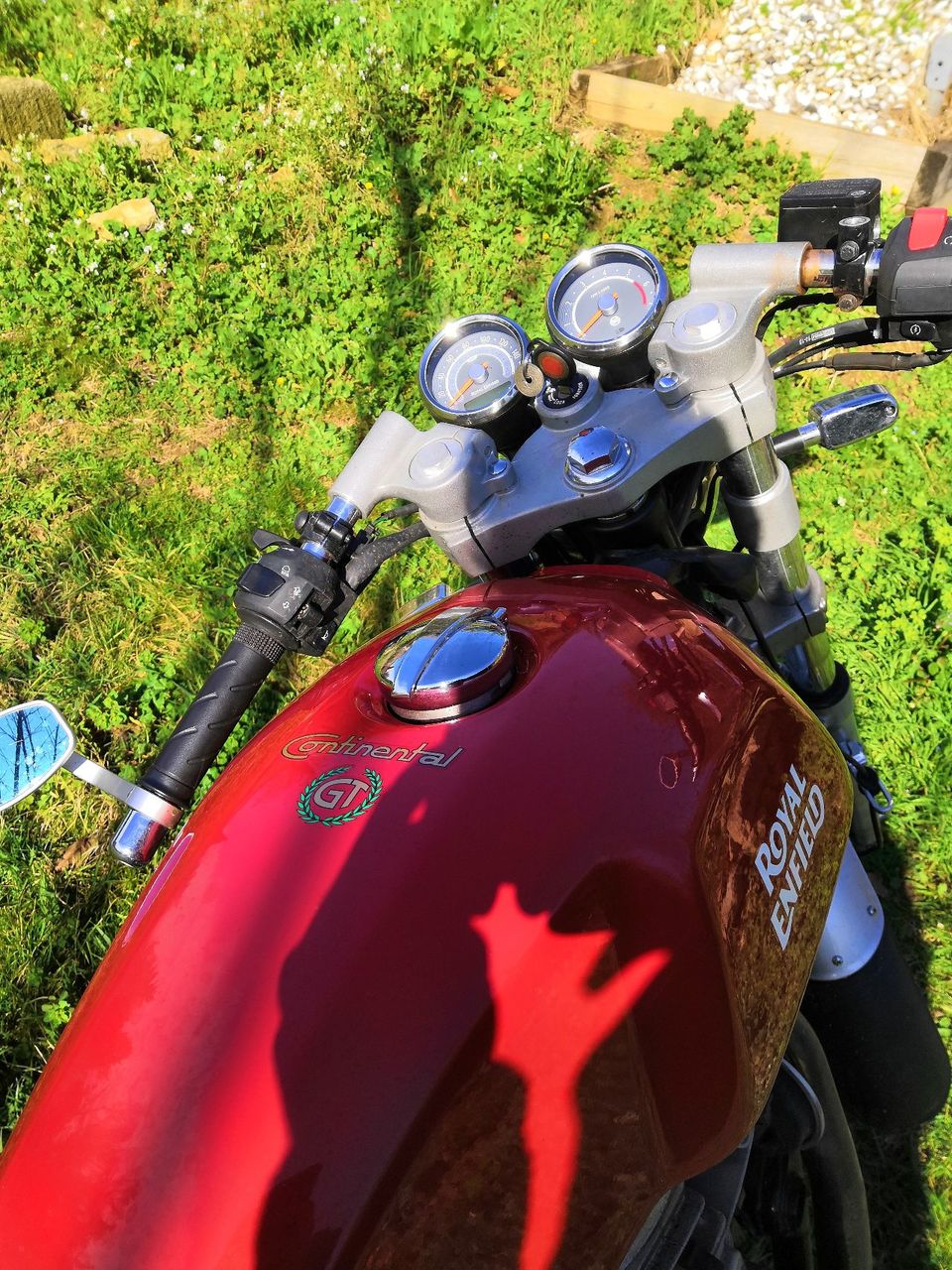 Photo ROYAL ENFIELD 550