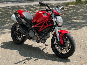 DUCATI MONSTER 796 ABS