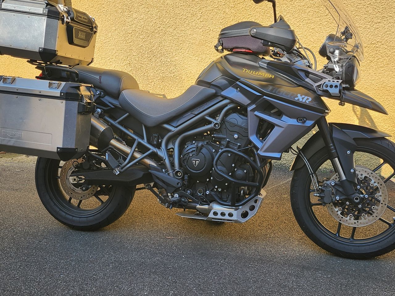 Photo TRIUMPH TIGER 800 XRX