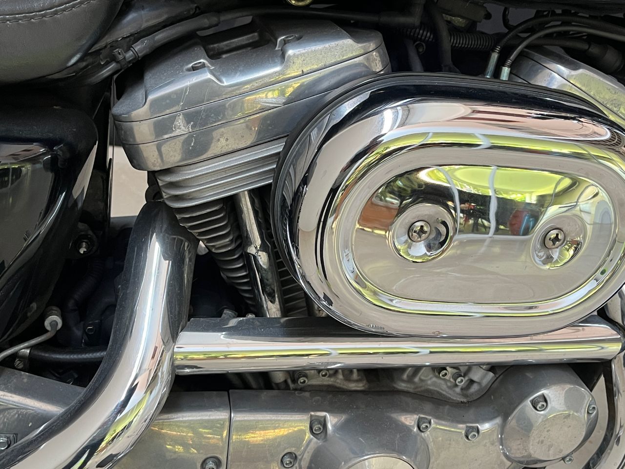 Photo HARLEY DAVIDSON 883