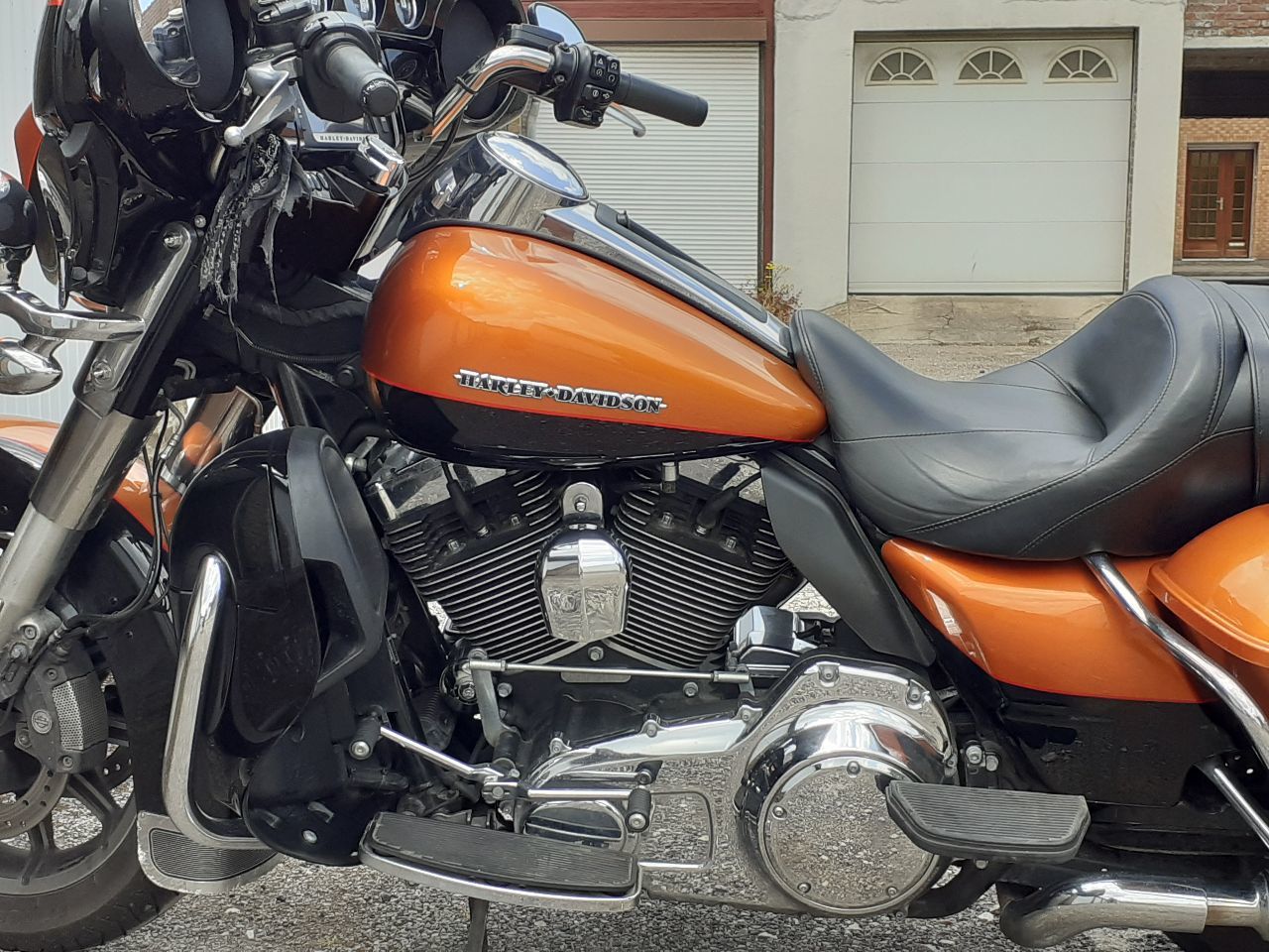 Photo HARLEY DAVIDSON FLH