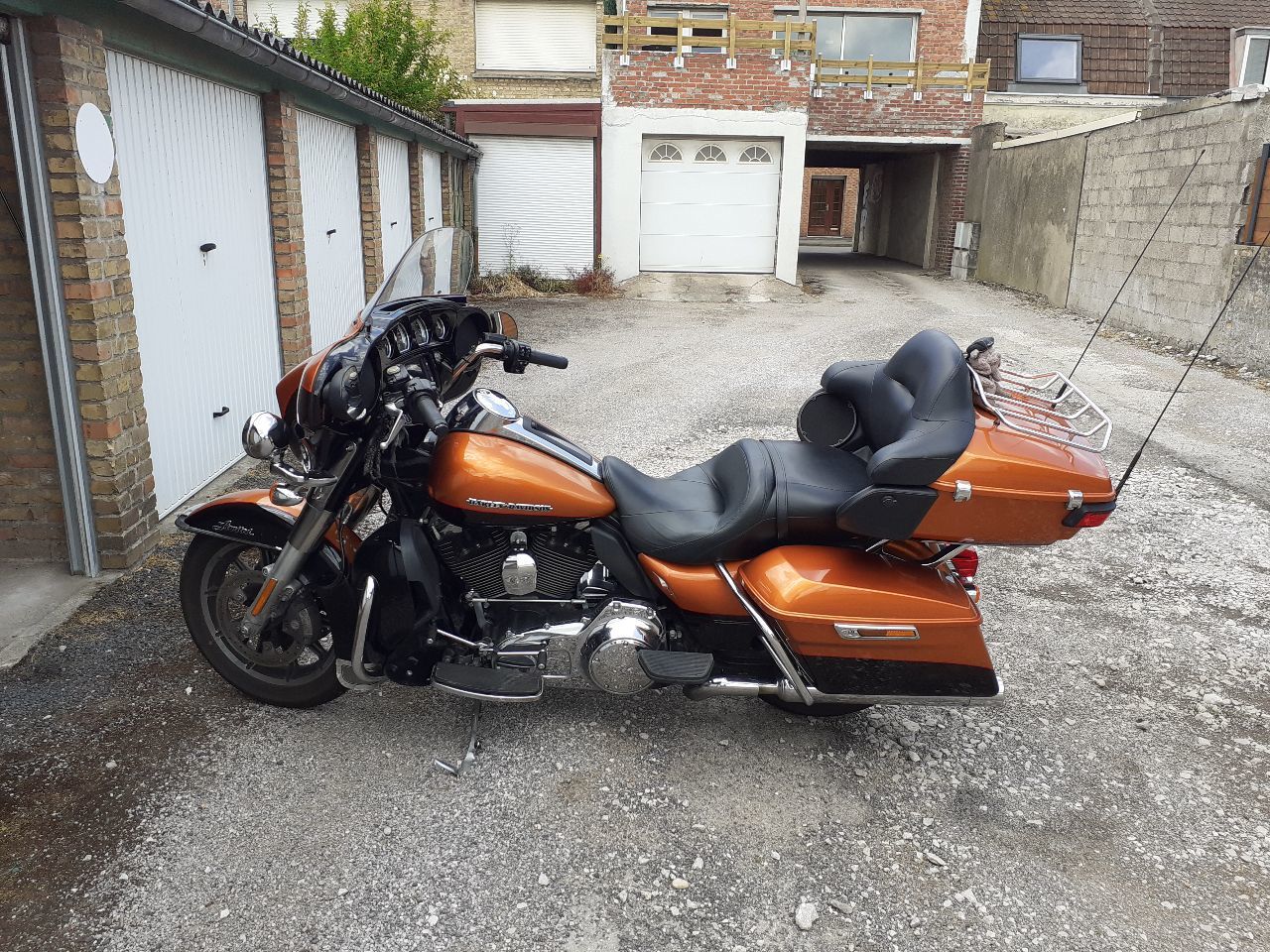 Photo HARLEY DAVIDSON FLH