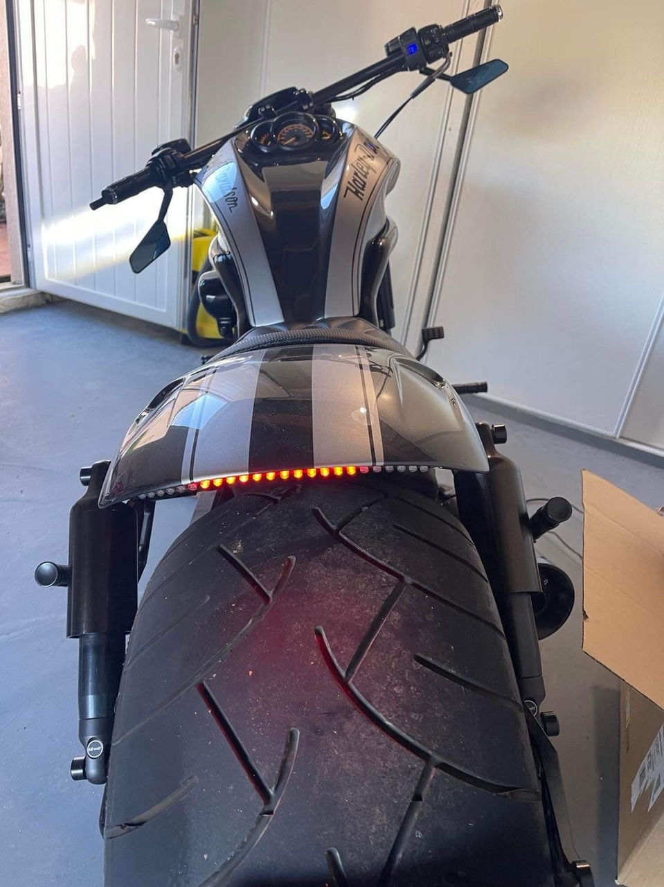 Photo HARLEY DAVIDSON VRS