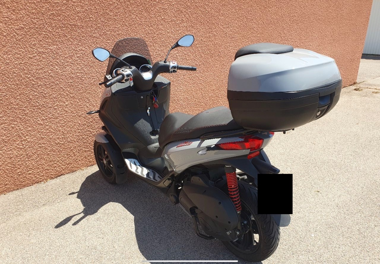 Photo PIAGGIO MP3 300 HPE