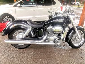 HONDA SHADOW 750