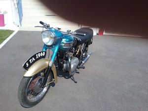 TRIUMPH 5TA 500