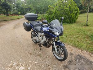 YAMAHA FAZER 600
