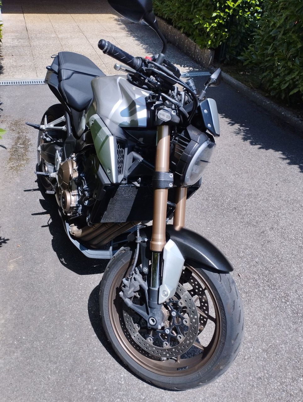 Photo HONDA CB 650 RA