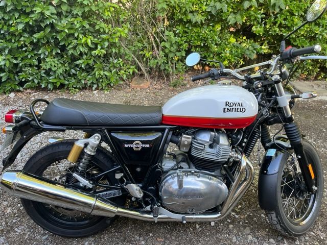 Photo ROYAL ENFIELD 650