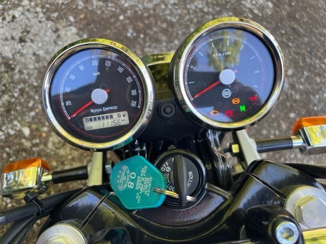 Photo ROYAL ENFIELD 650