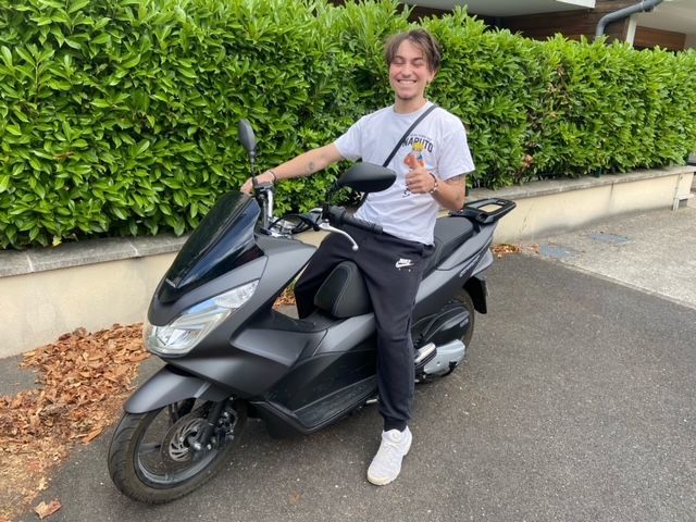Photo HONDA WW125EX2