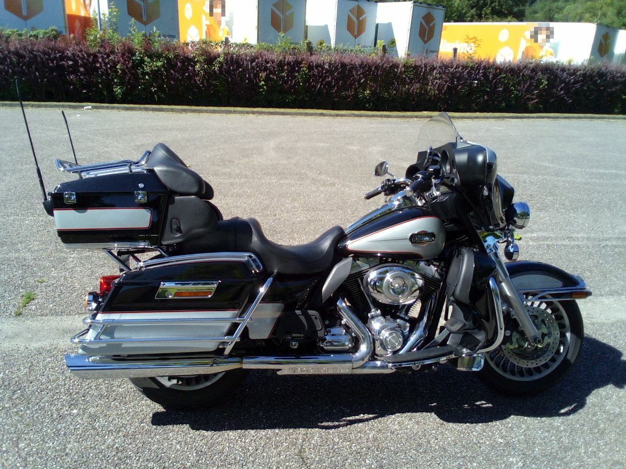 Photo HARLEY DAVIDSON FLH