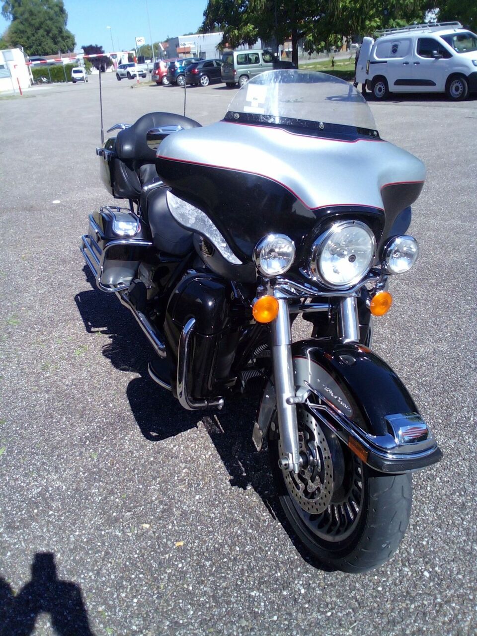 Photo HARLEY DAVIDSON FLH