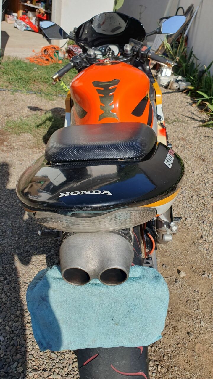Photo HONDA CBR 600 F4
