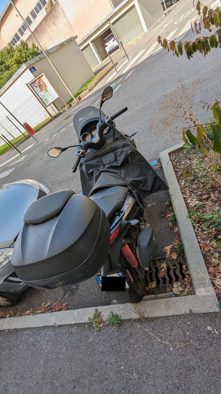 Photo PIAGGIO MP3 300 HPE