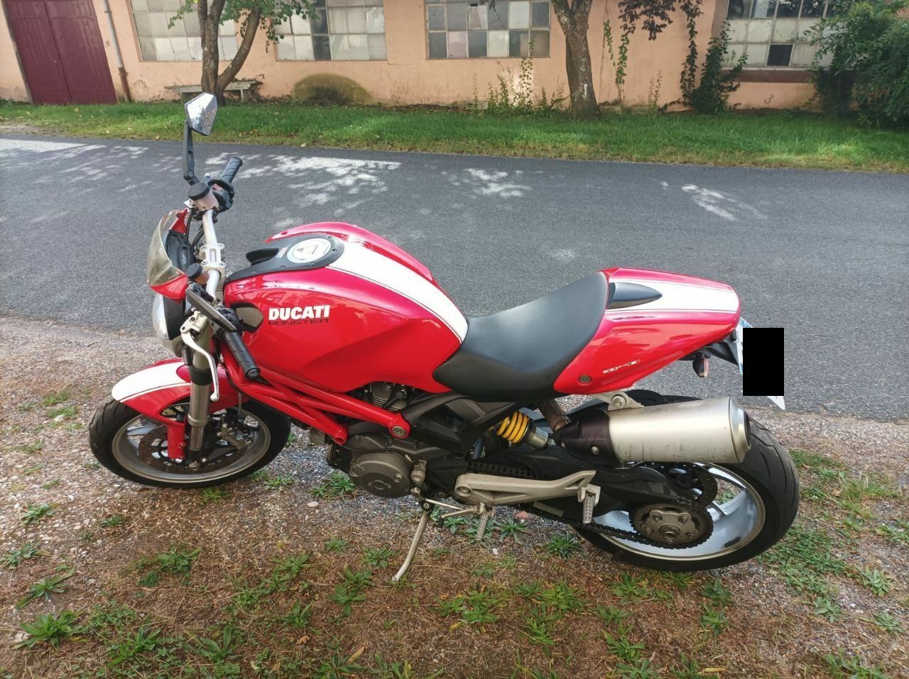 Photo DUCATI MONSTER 1100