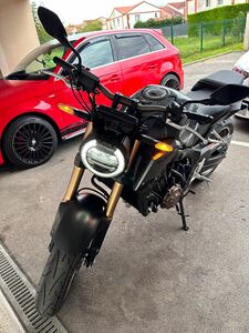 HONDA CBR 650