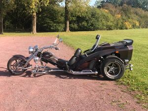 TRIKE  BOOM MUSTANG ADVANCE