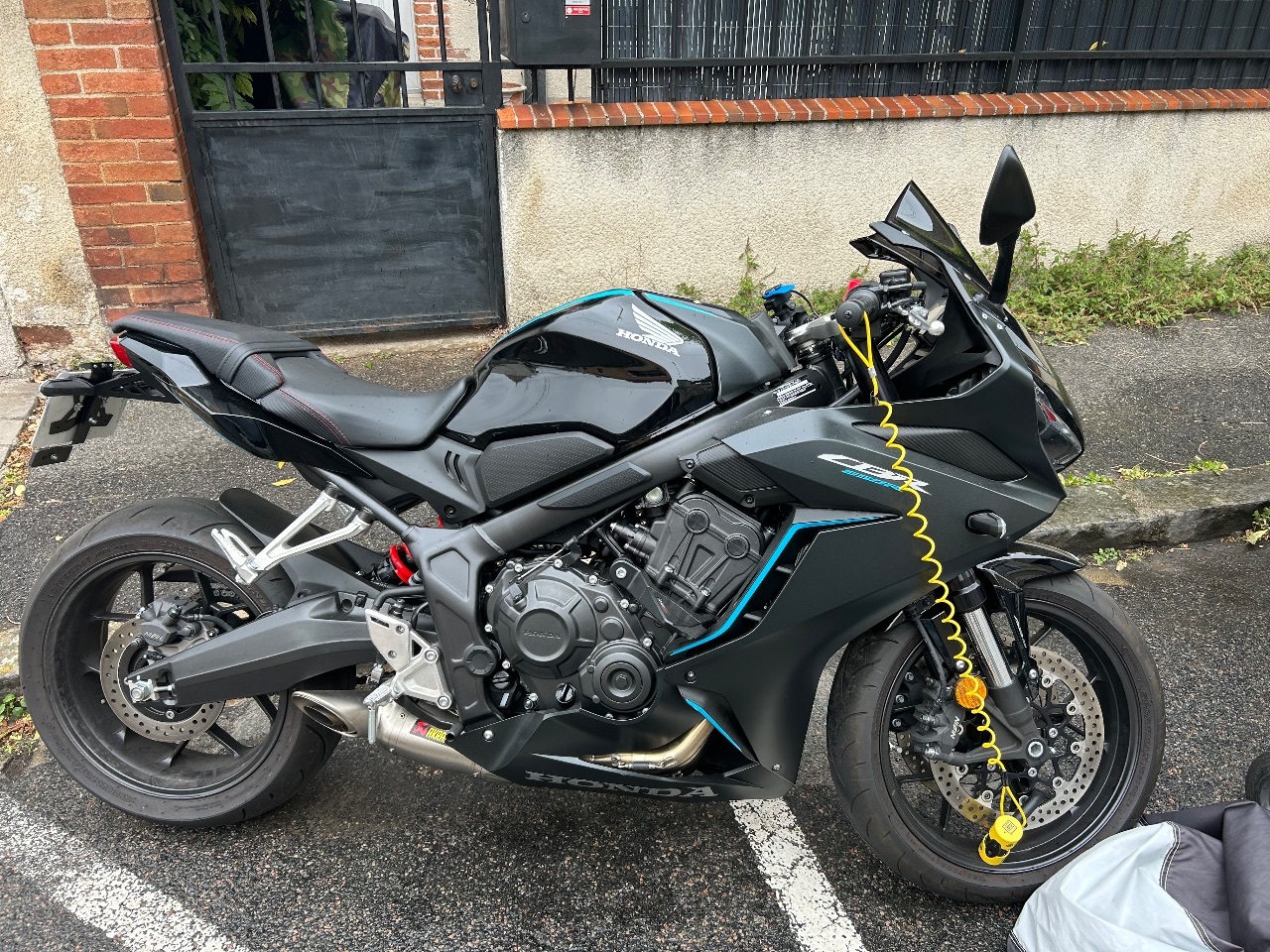 Photo HONDA CBR 650 RA