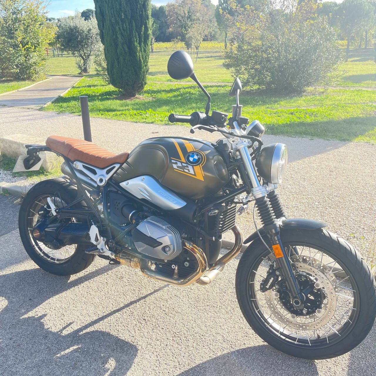 Photo BMW R NINE T SCRAMBLER