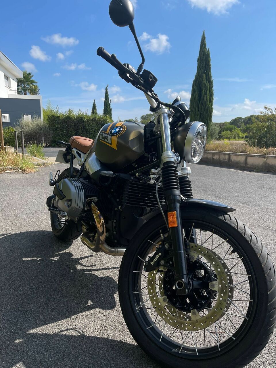 Photo BMW R NINE T SCRAMBLER