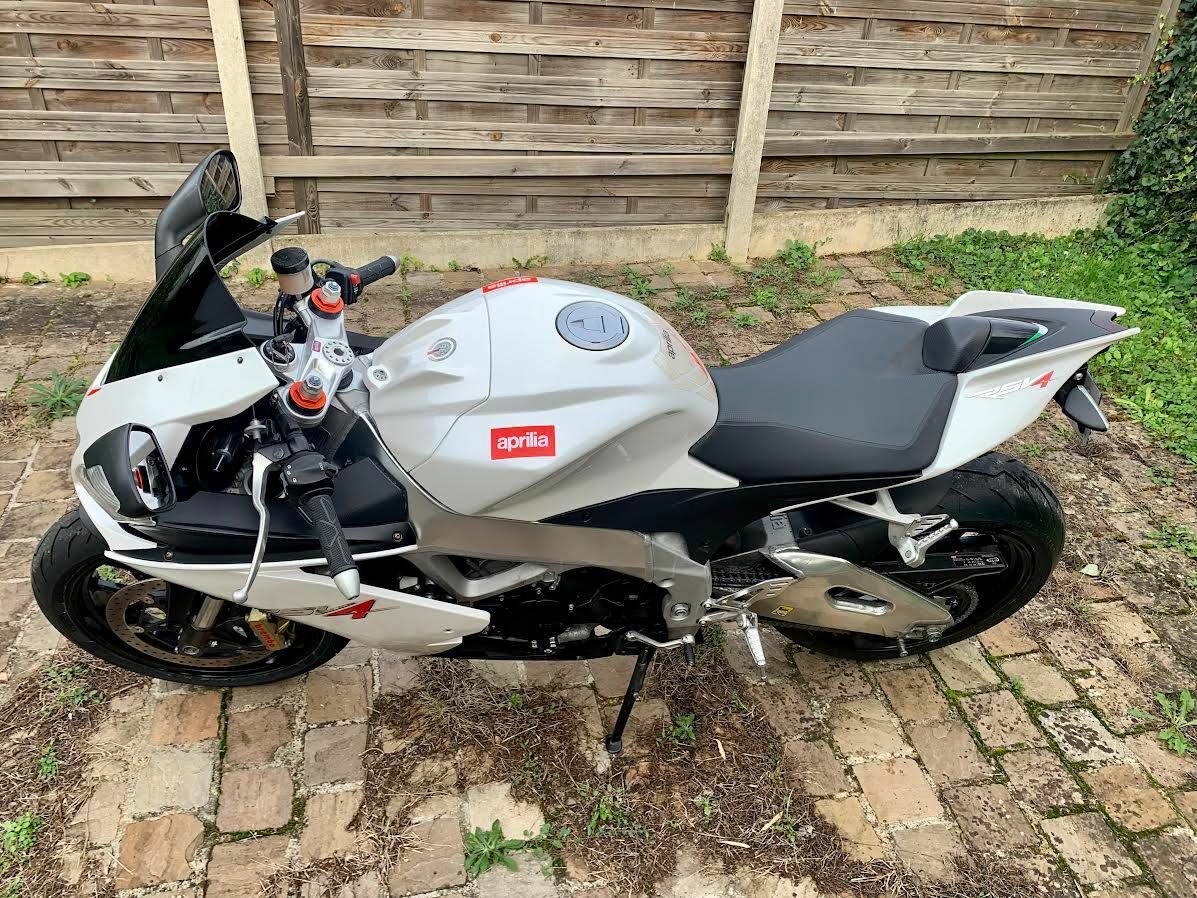 Photo APRILIA RSV4 1000 R