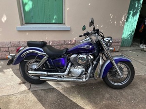 HONDA SHADOW 750