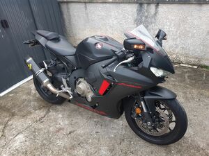 HONDA CBR 1000 RR