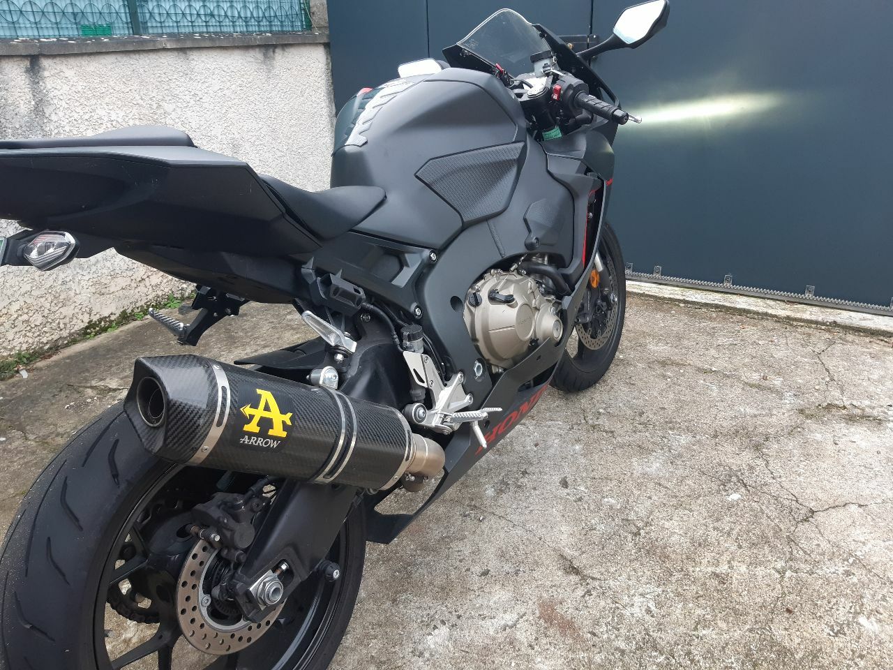 Photo HONDA CBR 1000 RR