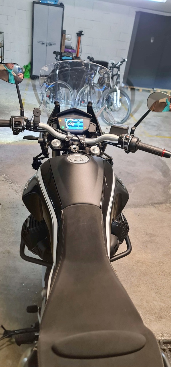 Photo MOTO GUZZI V 85 TT