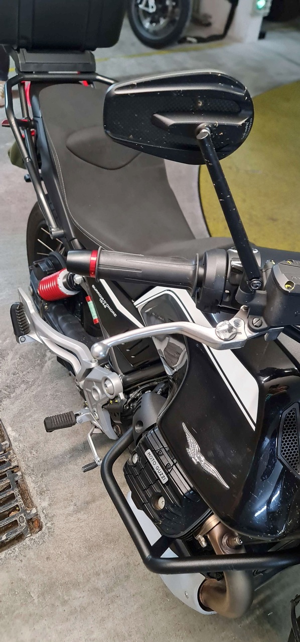 Photo MOTO GUZZI V 85 TT