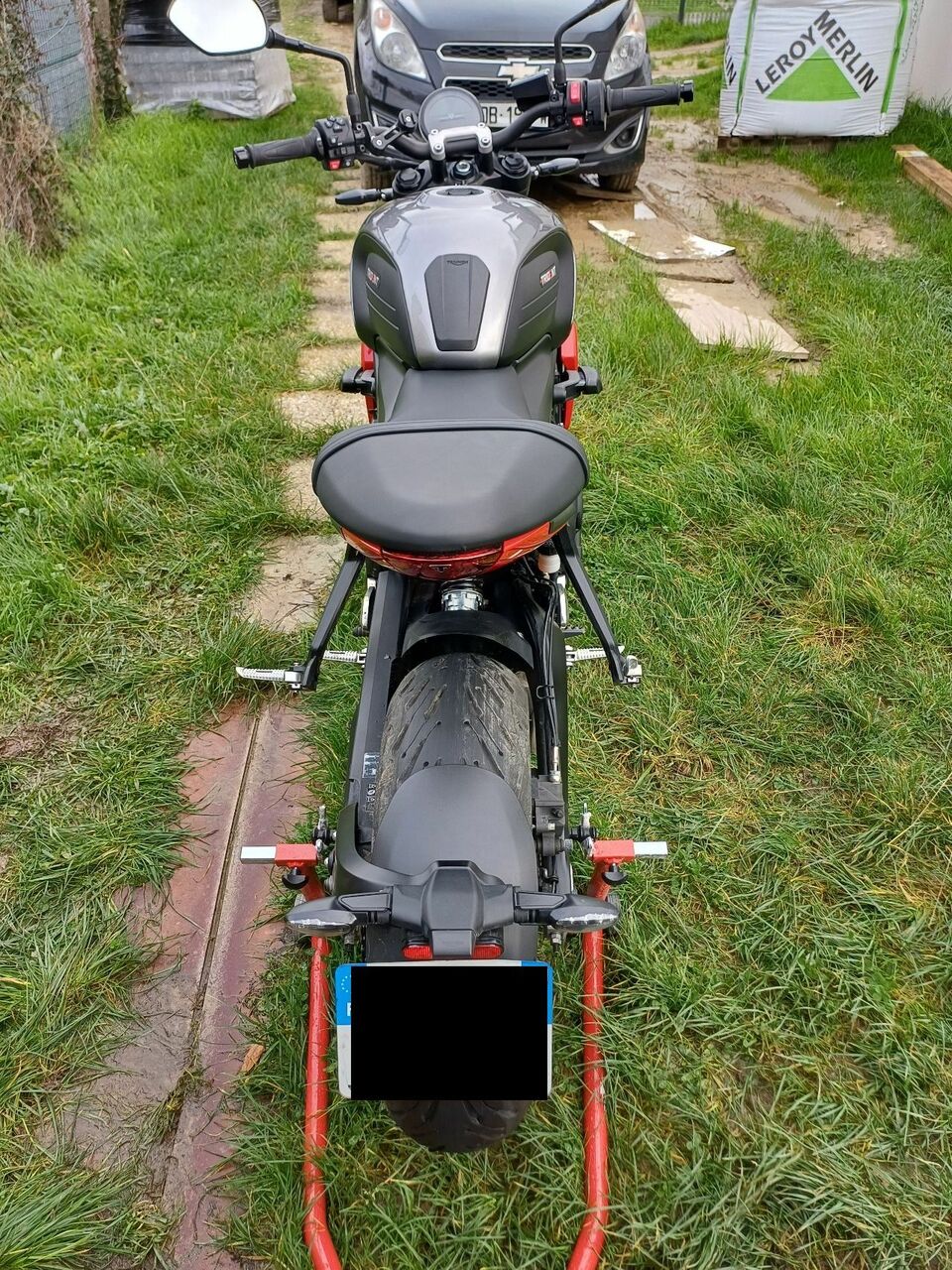 Photo TRIUMPH TRIDENT 660