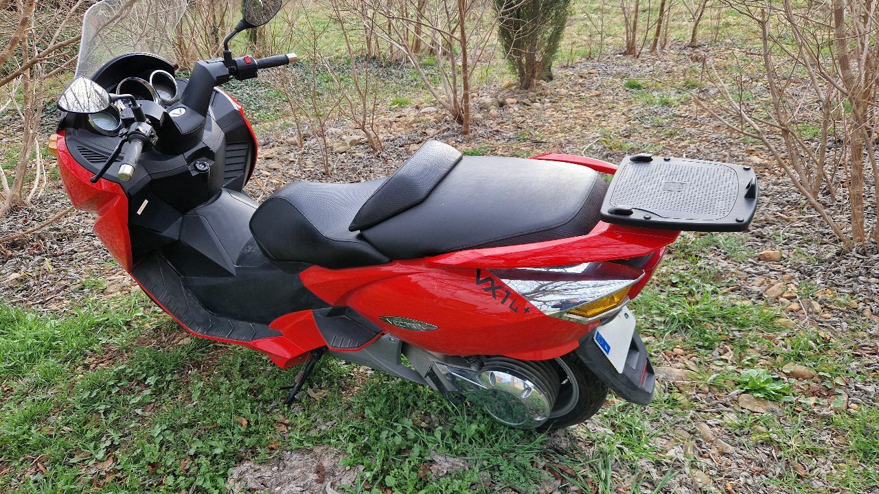 Photo VECTRIX VX1-LI+ 125