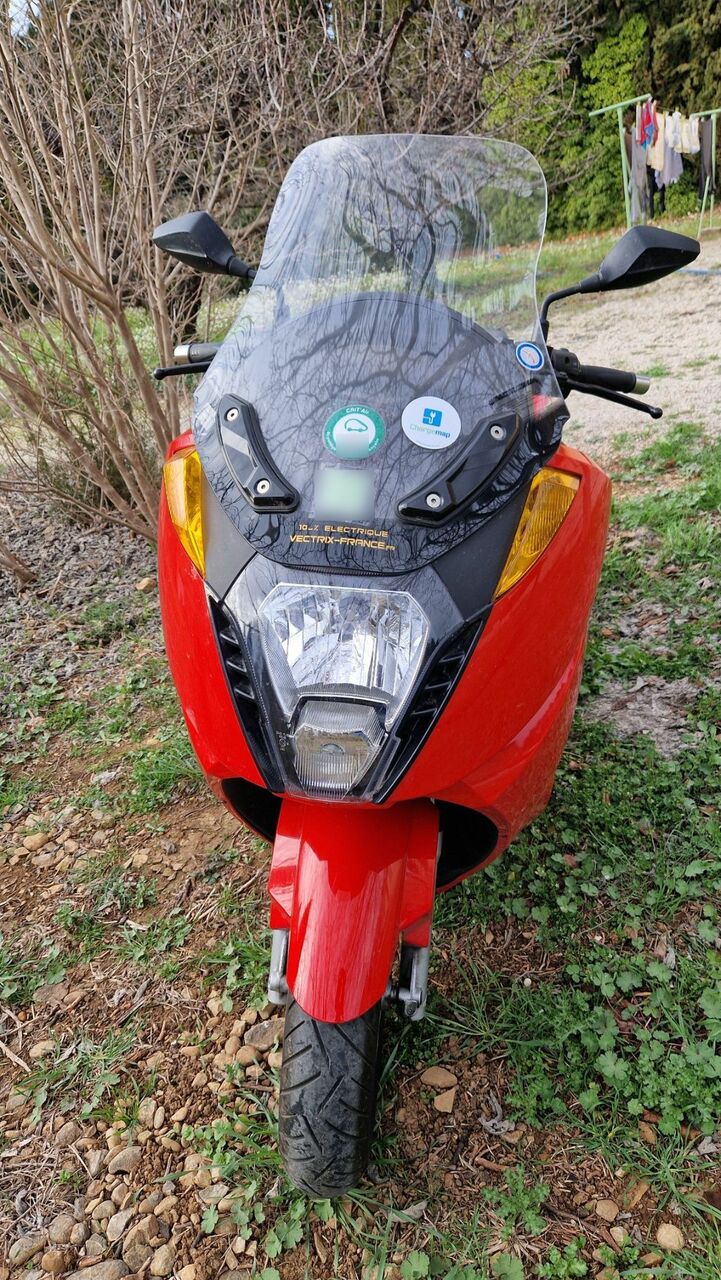 Photo VECTRIX VX1-LI+ 125