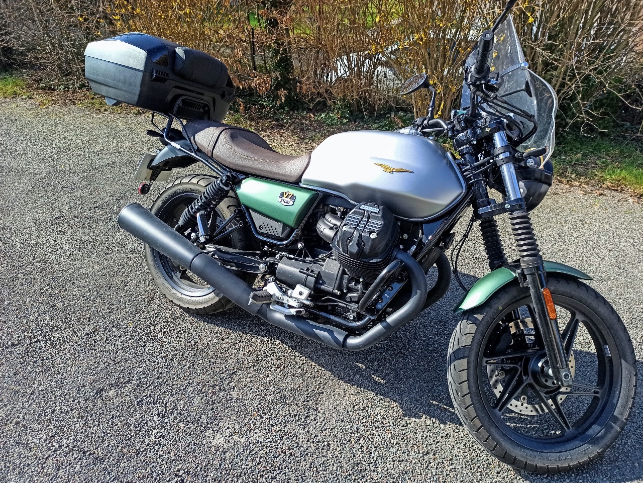 Photo MOTO GUZZI V7 IV STONE