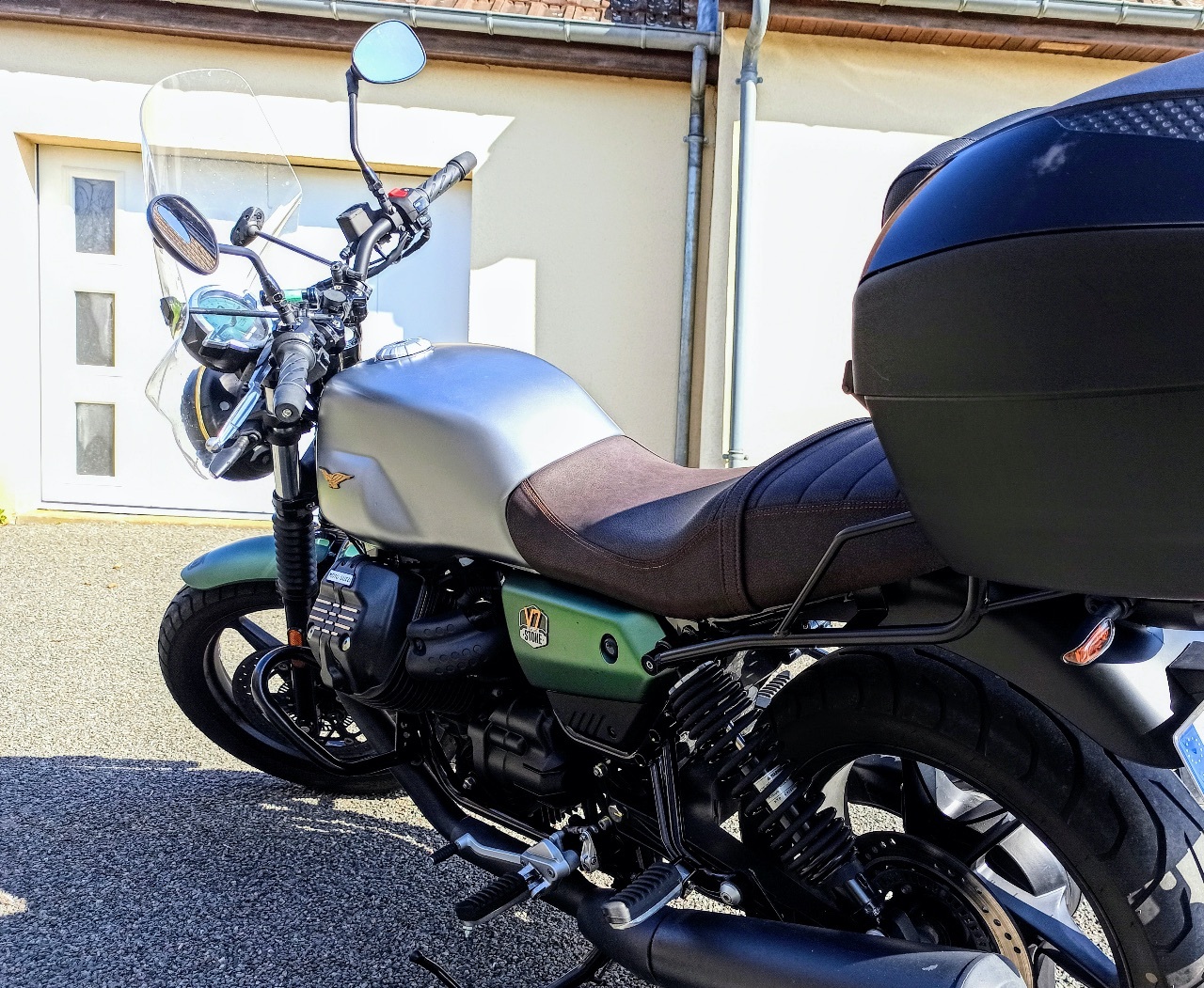 Photo MOTO GUZZI V7 IV STONE