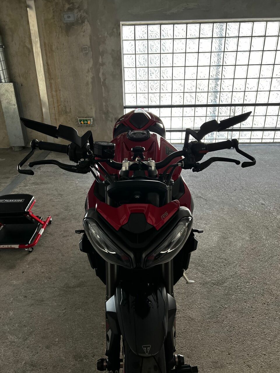 Photo TRIUMPH STREET TRIPLE