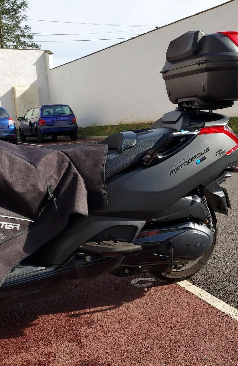 Photo PEUGEOT METROPOLIS