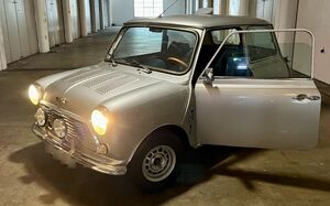 AUSTIN MINI