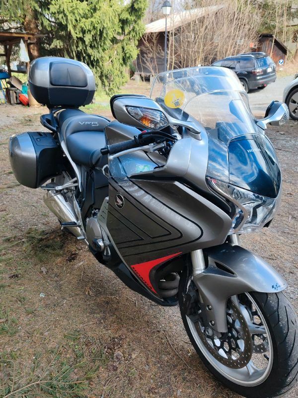 Photo HONDA VFR 1200 F