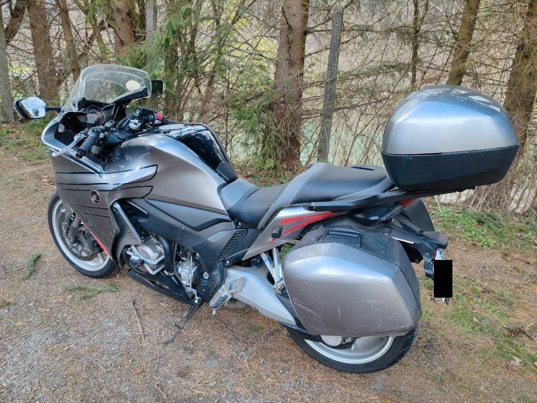 Photo HONDA VFR 1200 F