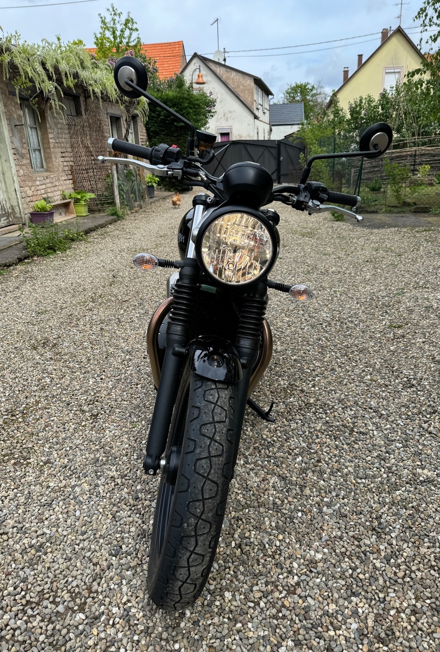 Photo TRIUMPH STREET TWIN