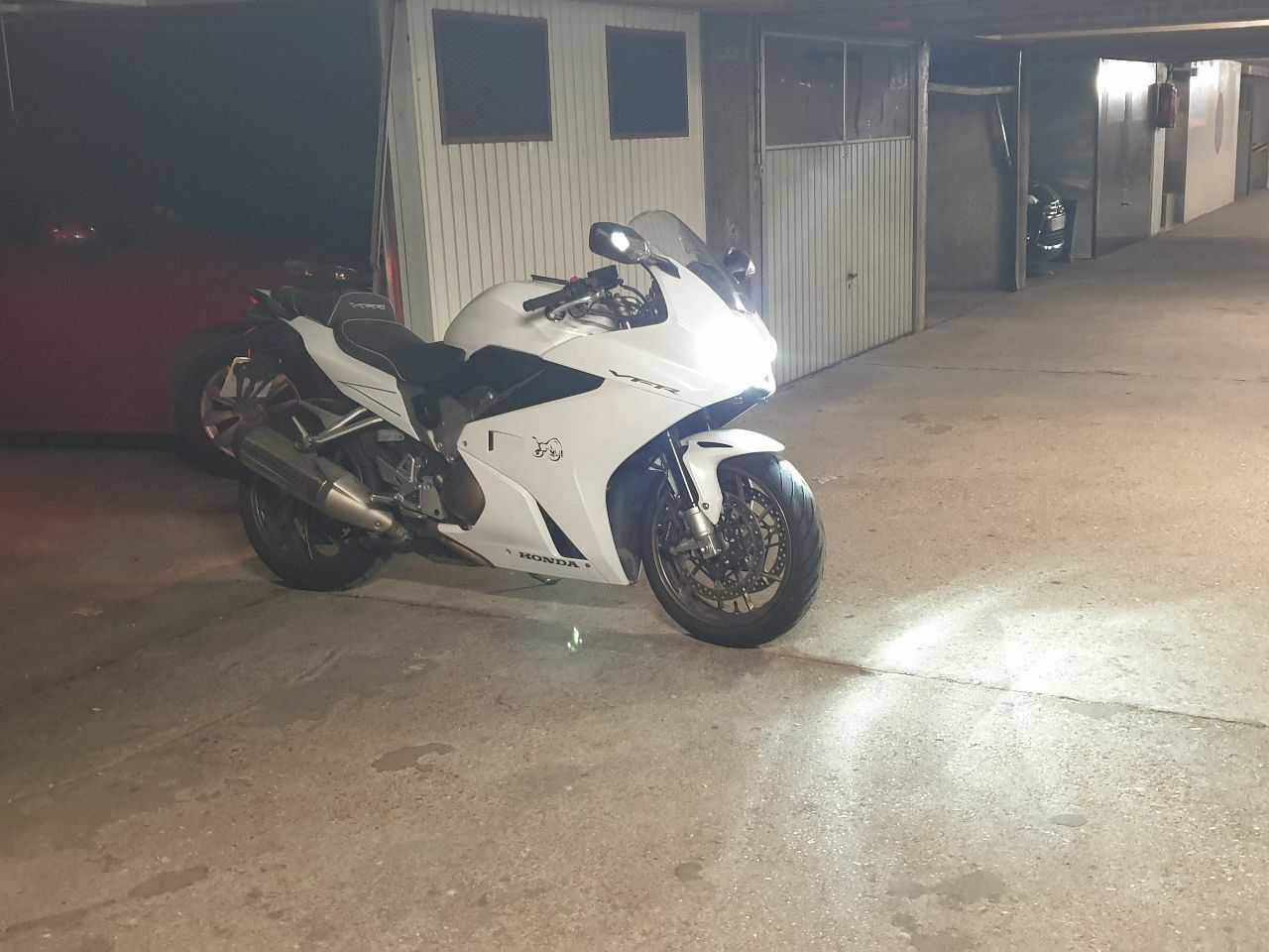 Photo HONDA VFR 800