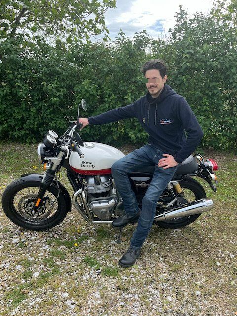 Photo ROYAL ENFIELD 650